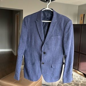H&M Men’s Sports Blazer.